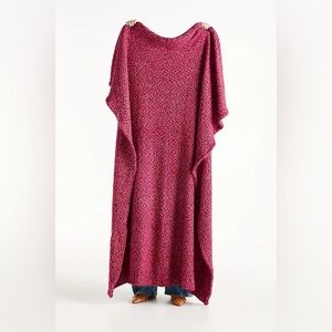 ✨BNWT- Anthropologie Wine Eyelash Popcorn Knit Throw🍷✨
